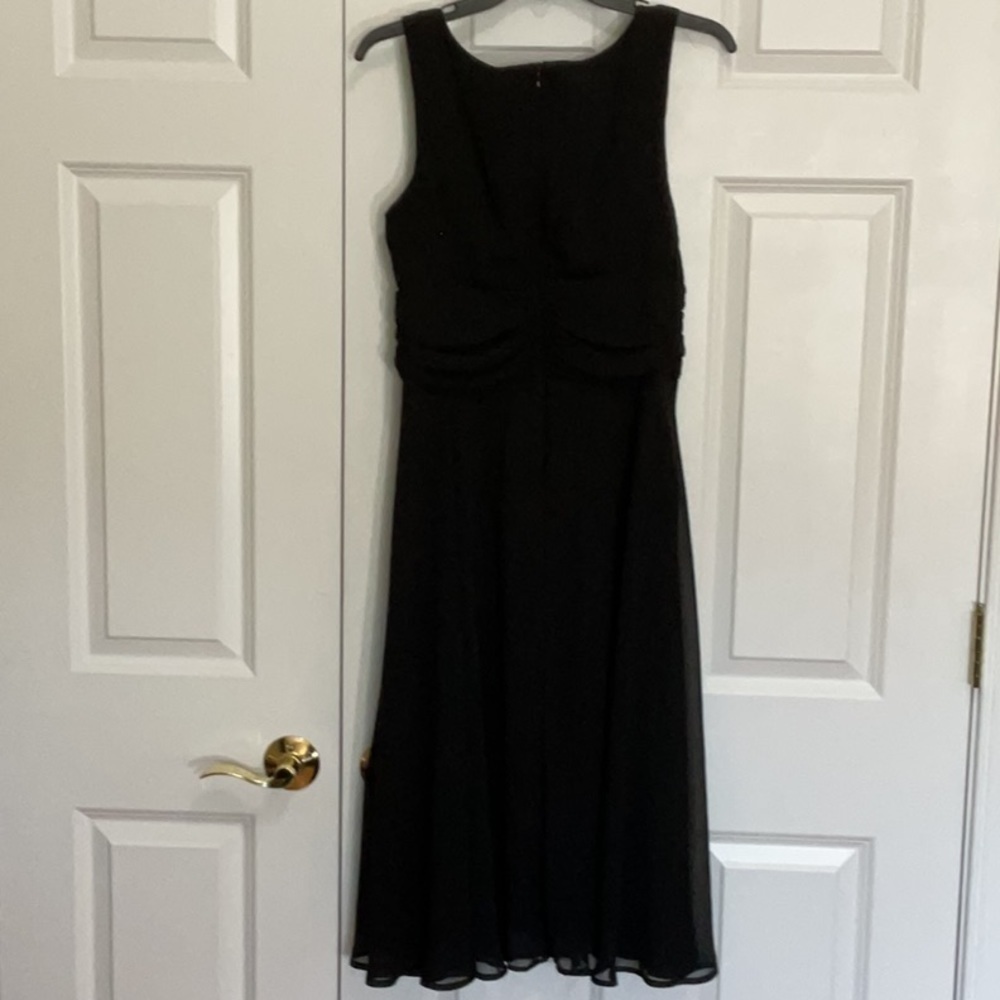 DRESS Barn Collection Evening Dress - Picture 4 of 12